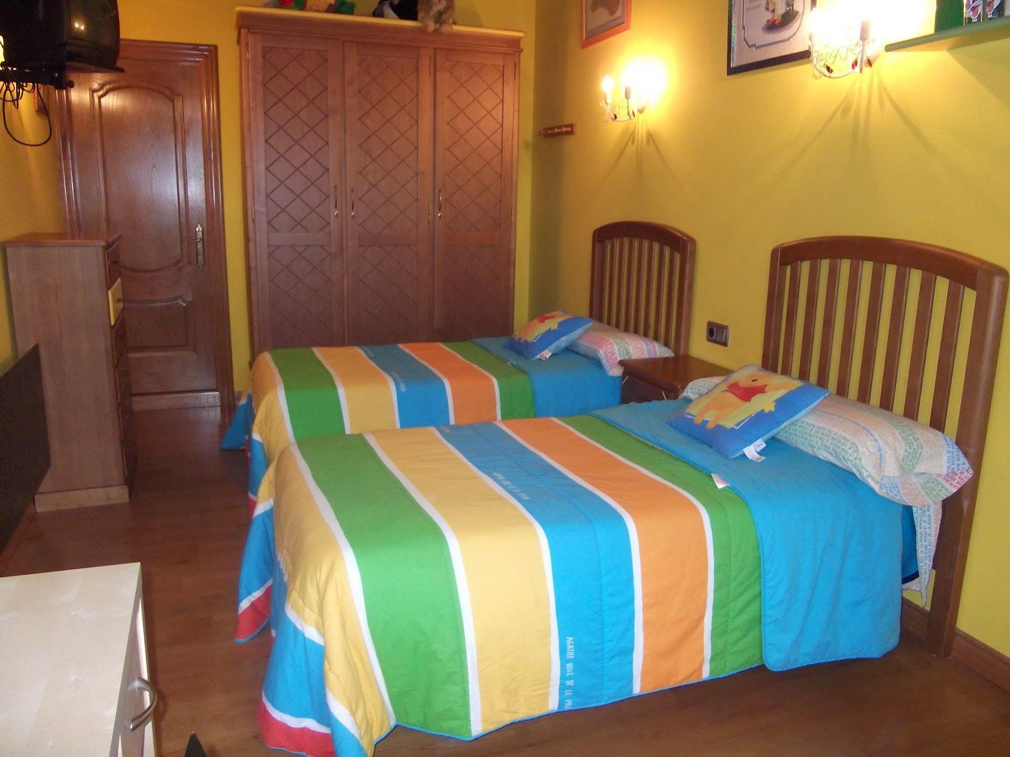 Pensjonat Casa De Aldea El Ponton Cue Zewnętrze zdjęcie